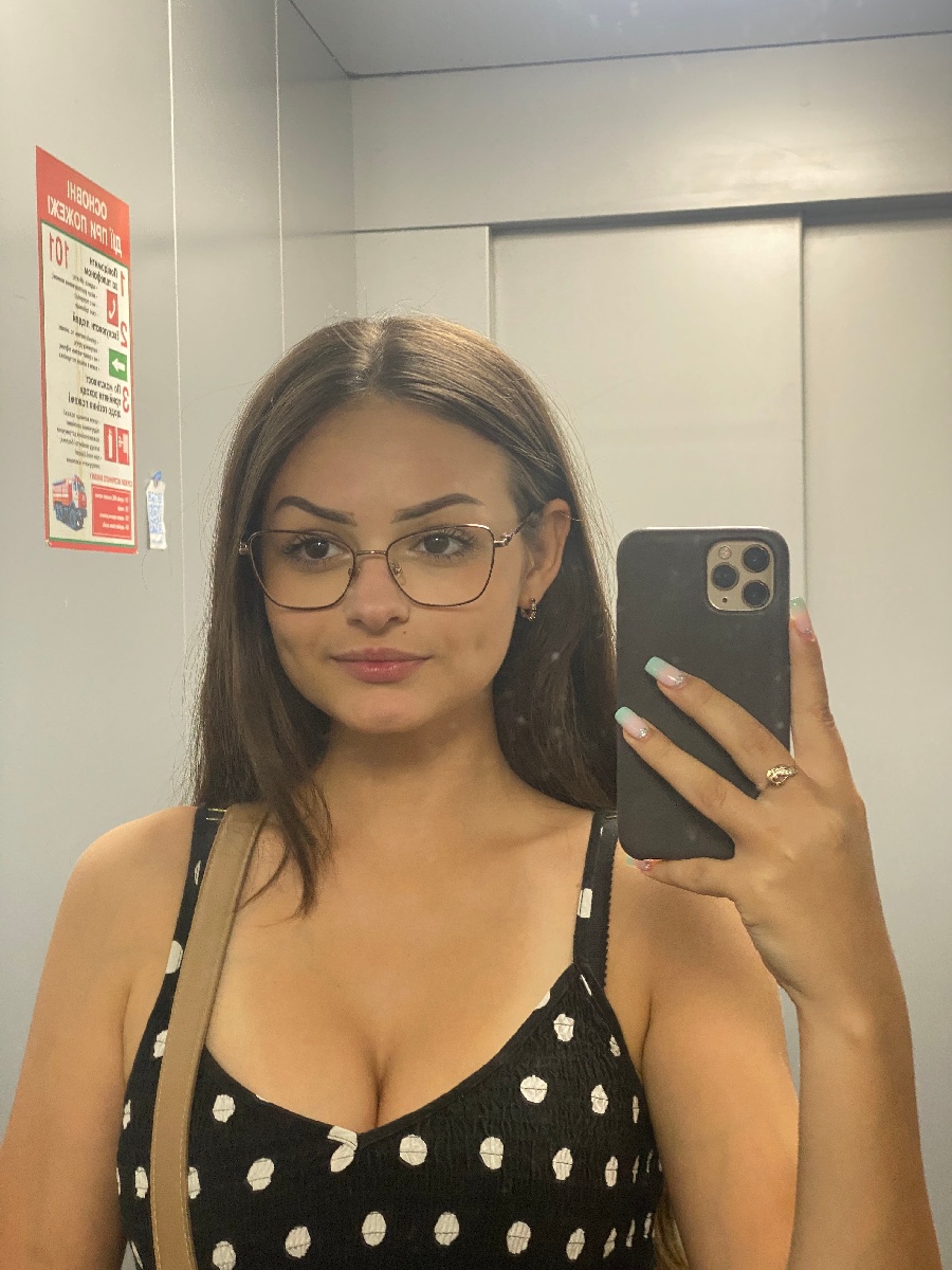 Sexy model Stacy in Uberlandia